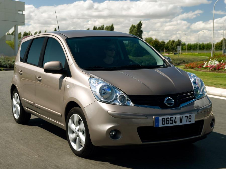  Nissan Note 2009 года  (фото 25 из 78)